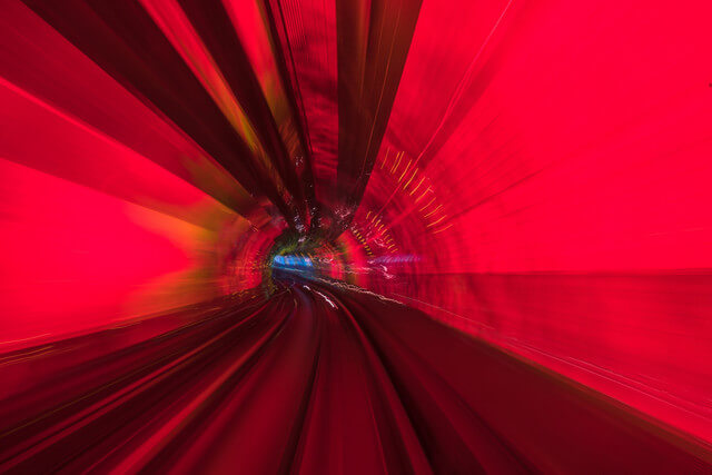 full_screen-image